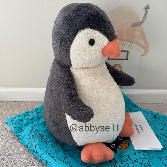 Jellycat Peanut Penguin - Really Big - Authentic - BNWT - Fast Ship - Picture 3 of 7